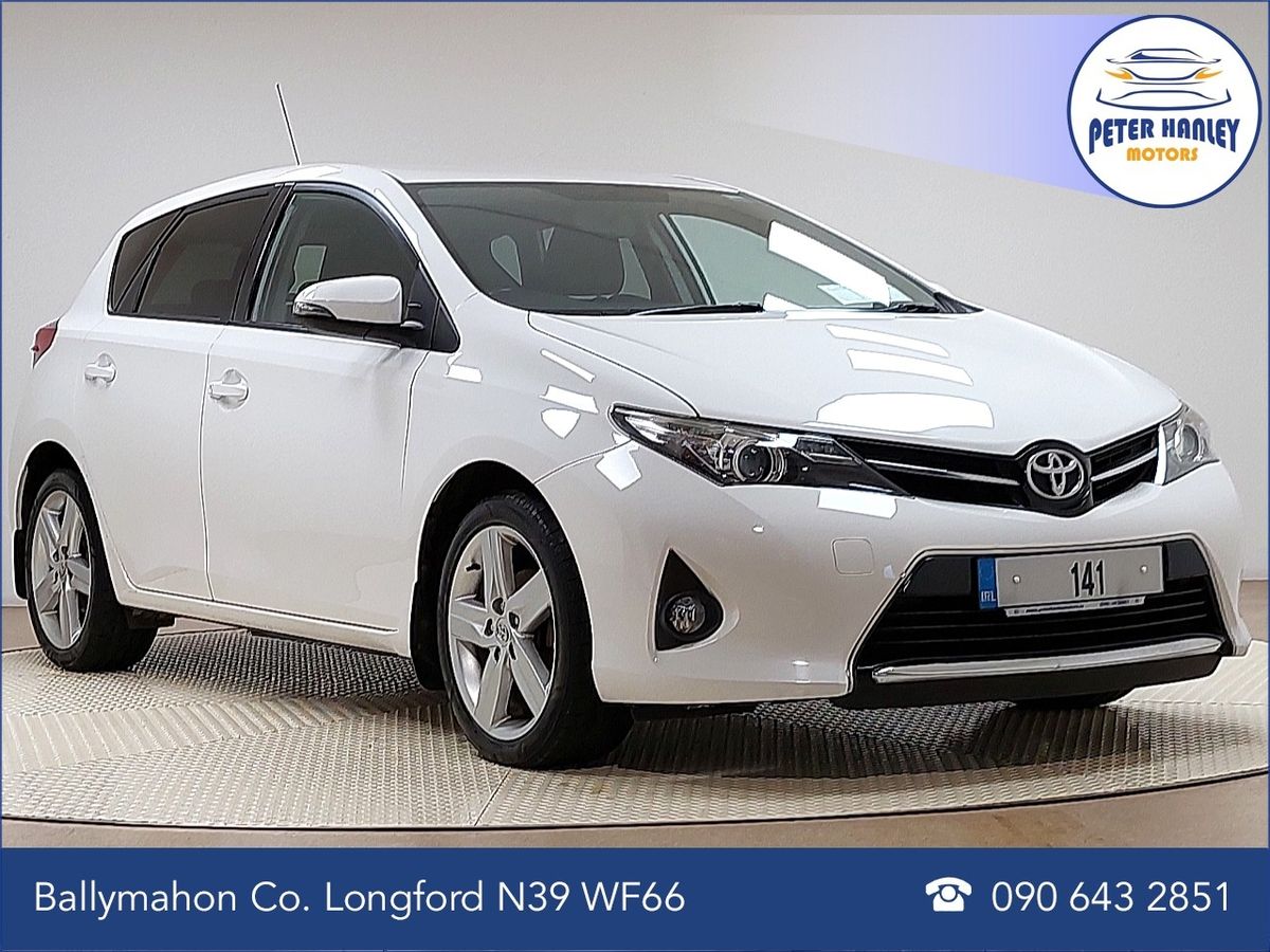 Used Toyota Auris 2014 in Longford