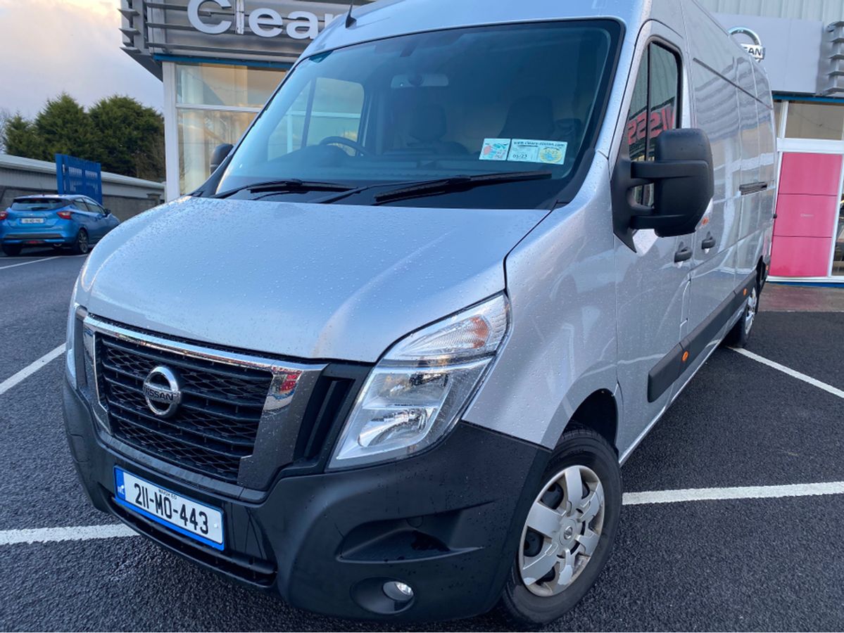 Used Nissan NV400 2021 in Mayo