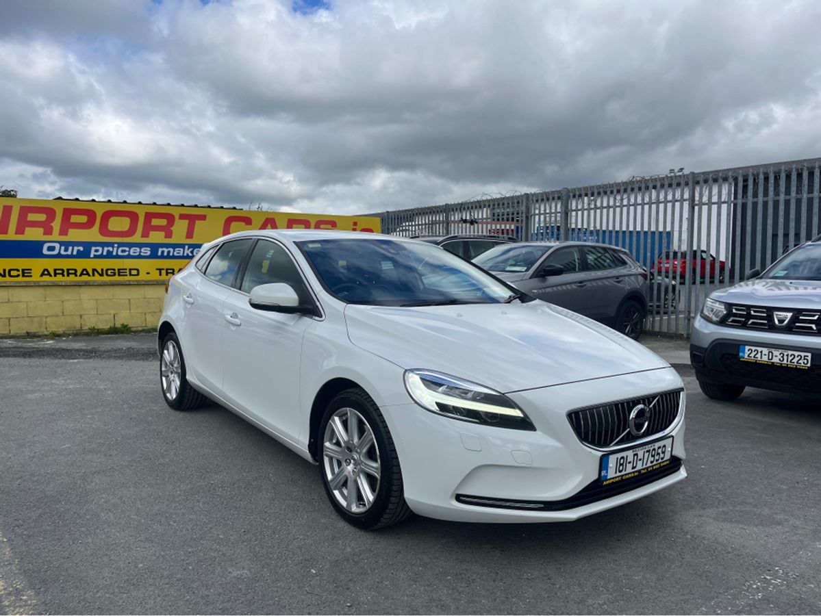 Used Volvo V40 2018 in Dublin