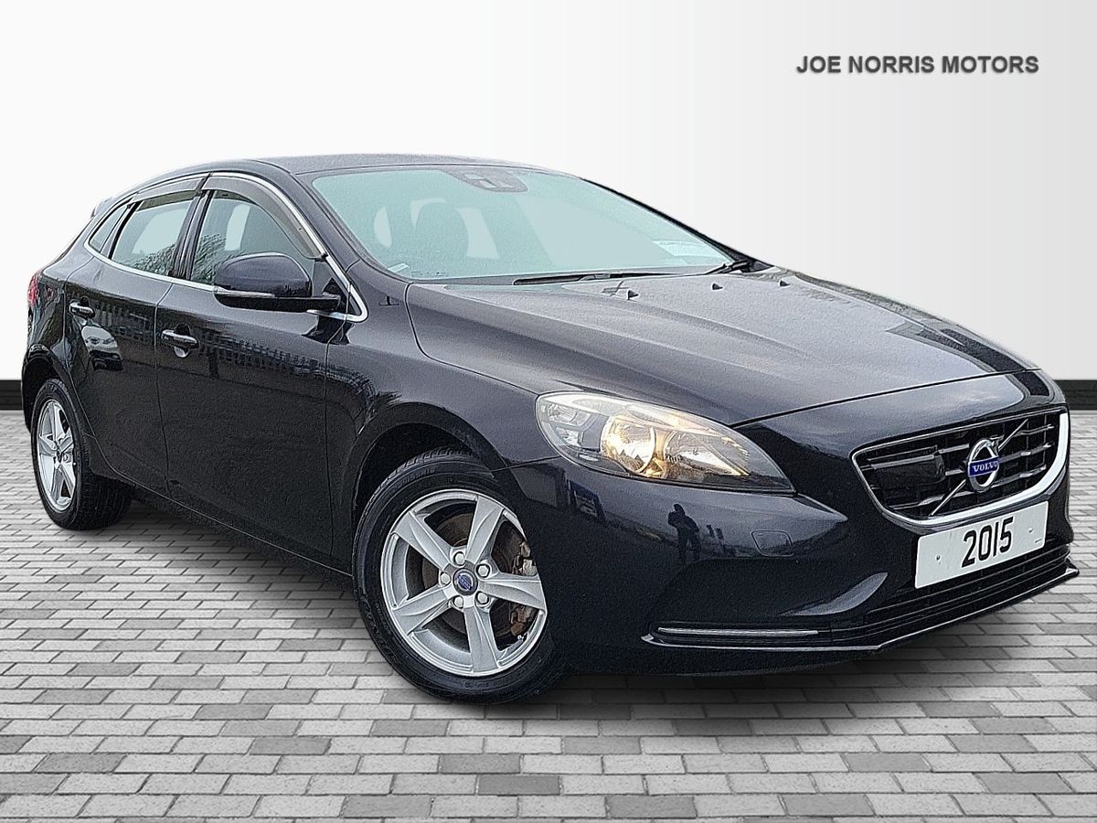 Used Volvo V40 2015 in Meath
