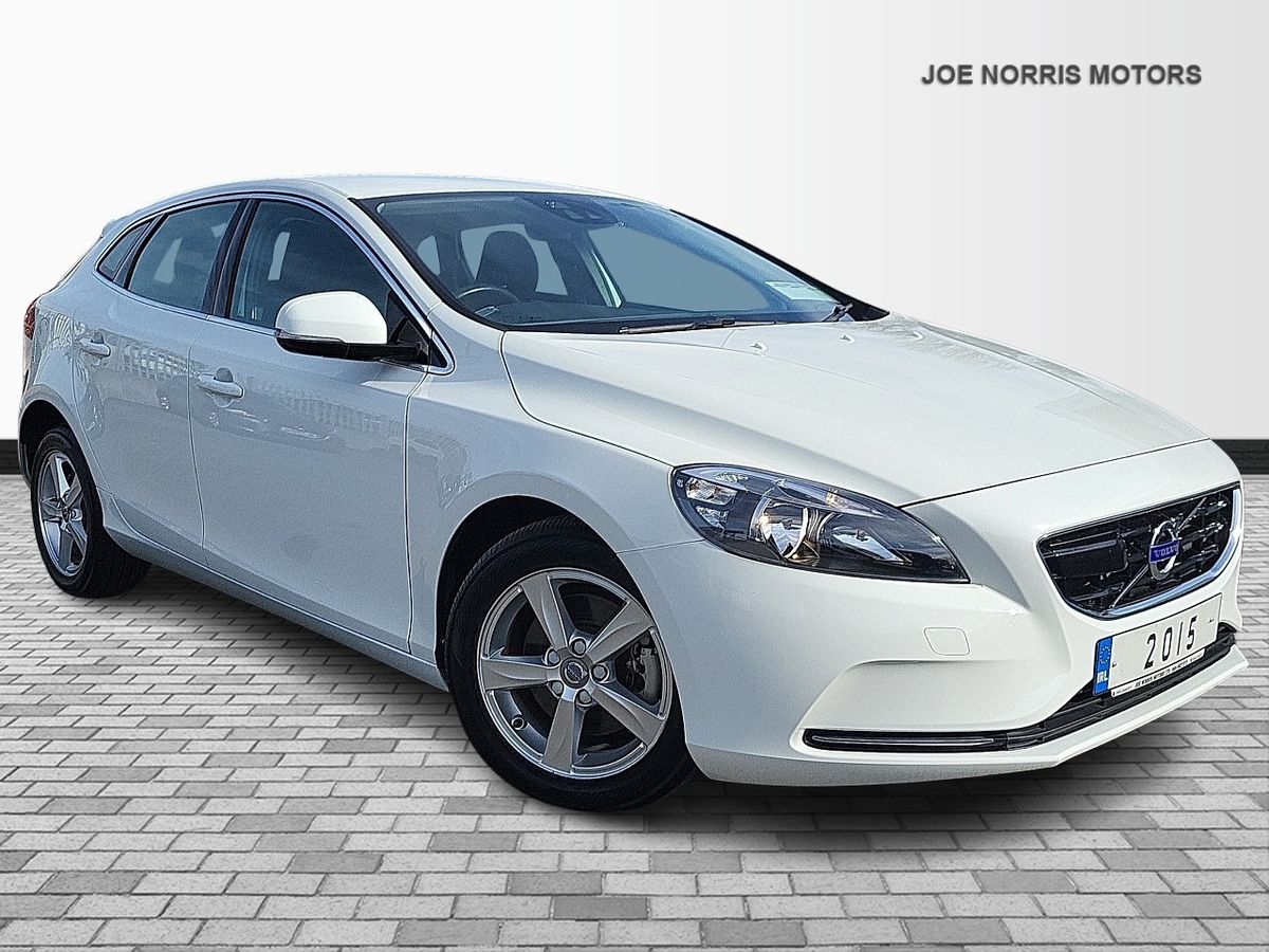 Used Volvo V40 2015 in Meath