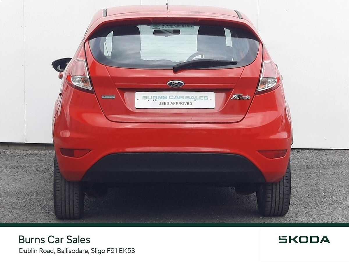 Ford Ford Fiesta 1.0 Zetec Ecoboost 100PS 5DR