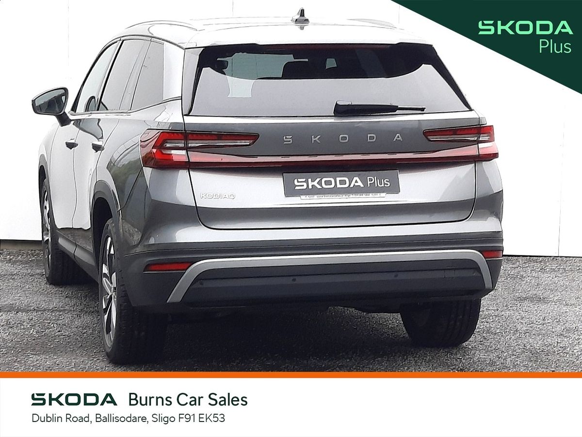 Skoda Skoda Kodiaq SELECTION+ 2.0TDI 150HP DSG **WITH PANORAMIC SUNROOF** 