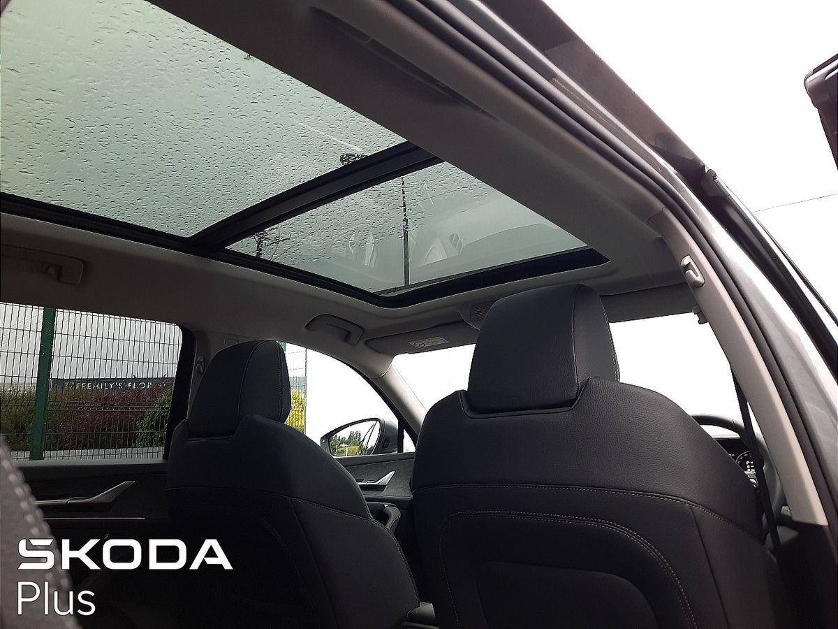 Skoda Skoda Kodiaq SELECTION+ 2.0TDI 150HP DSG **WITH PANORAMIC SUNROOF** 