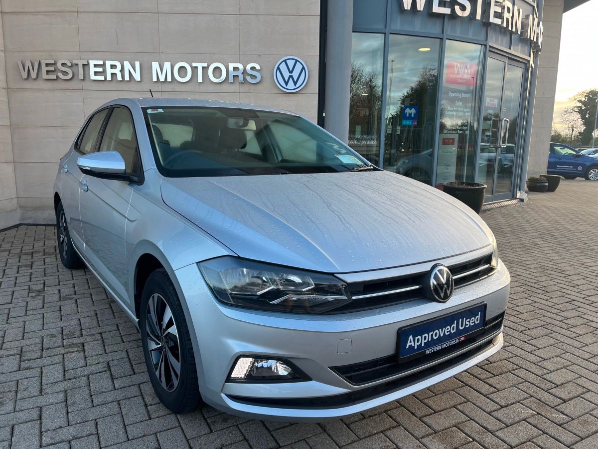 Volkswagen Polo SPOTLESS CONDITION !! POLO Comfort Line 1.0 M5F 80HP 5DR Finished In A Stunning Silver Metallic 15"Alloys,Air Con, Daytime Running Lights