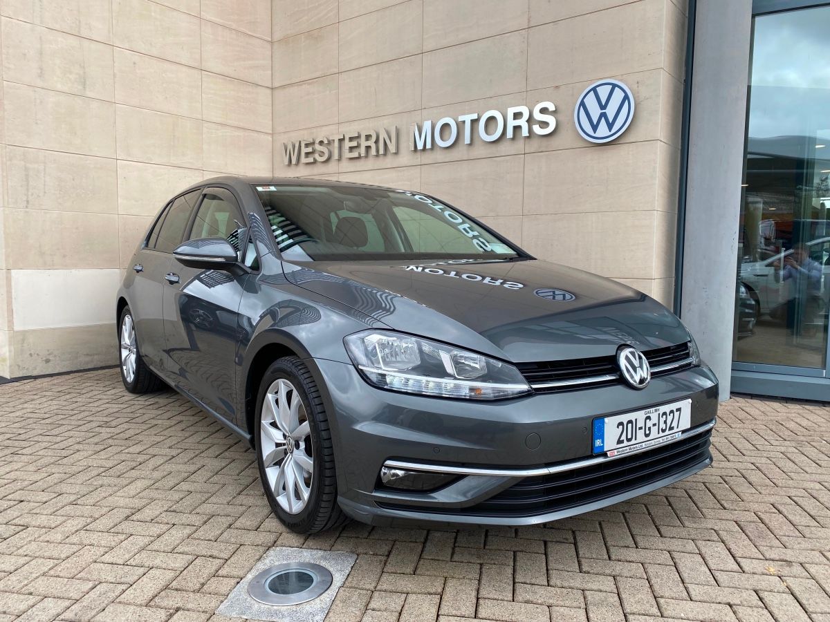 Volkswagen Golf Golf Highline Manual, Full leather Interior, Reversing Camera, Adaptive Cruise Control, Auto Lights and Wipers, Finished in Grey Metallic