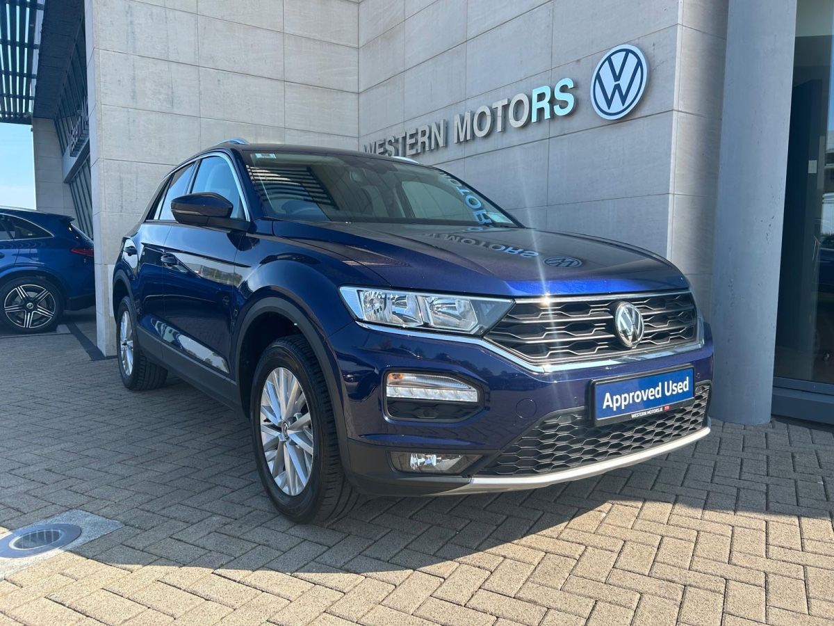 Volkswagen T-Roc Fantastic Example,Very low kms, 1.5 Tsi 150 Bhp , Chrome Pack,Rear Camera,Privacy Glass,App Connect,Adaptive Cruise Control + much more