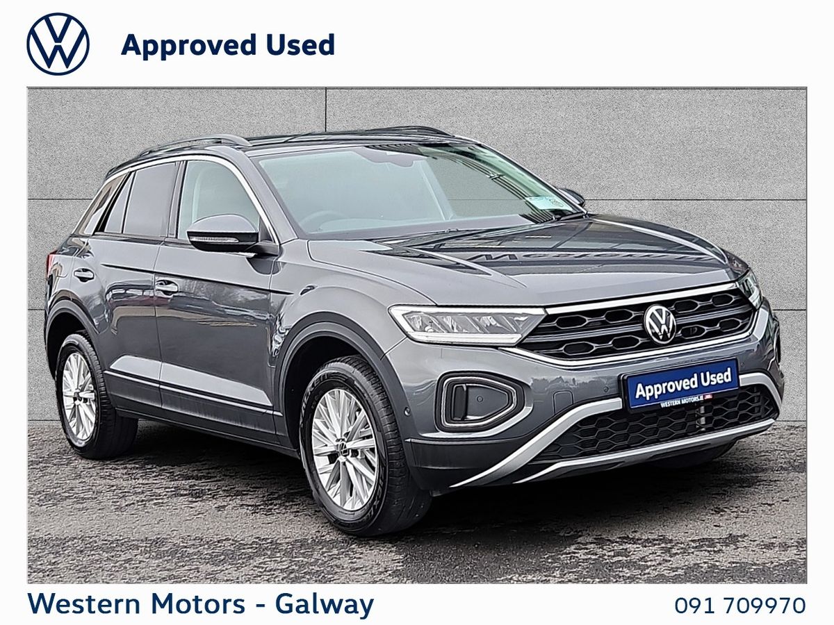 Volkswagen T-Roc 3 YRS WARRANTY, 2 YRS SERVICE, Life Spec, 110HP, Rear Camera.