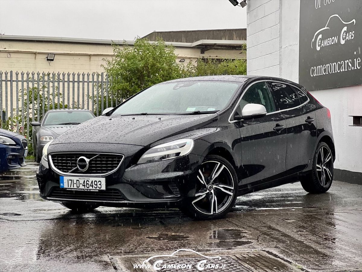 Used Volvo V40 2017 in Dublin