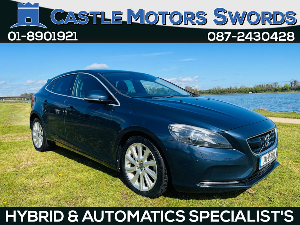 Used Volvo V40 2014 in Dublin
