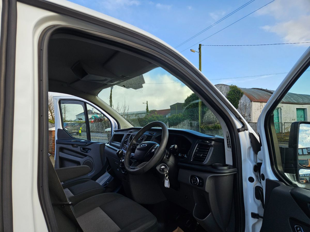 Used Ford Transit Custom 2018 in Longford