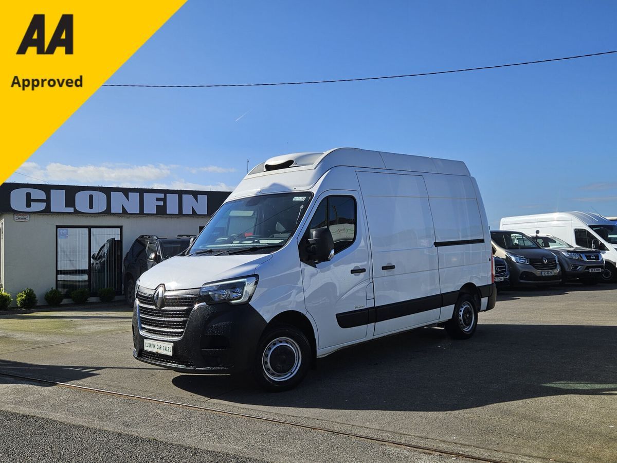 Used Renault Master 2020 in Longford