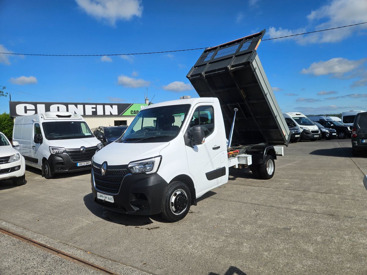 Used Renault Master 2021 in Longford