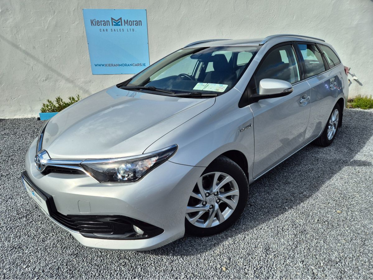 Used Toyota Auris 2017 in Galway