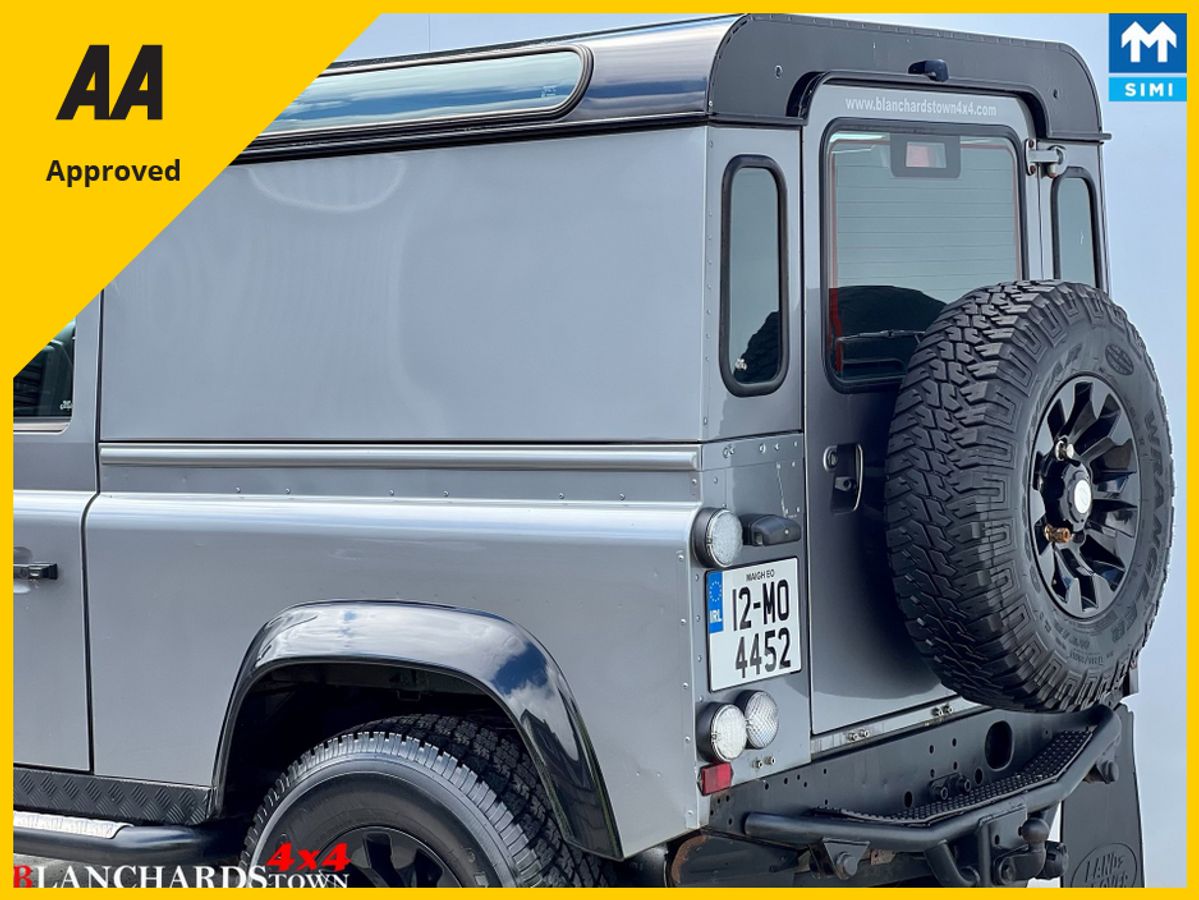 Used Land Rover Defender 2012 in Dublin
