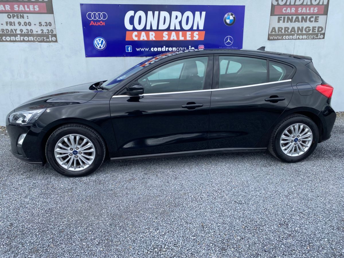 Used Ford Focus 2021 in Carlow