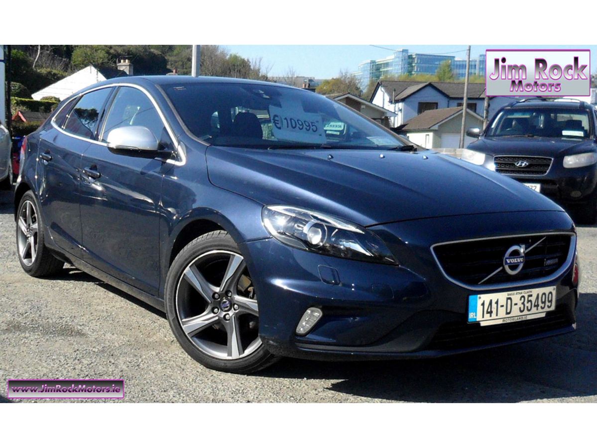 Used Volvo V40 2014 in Dublin