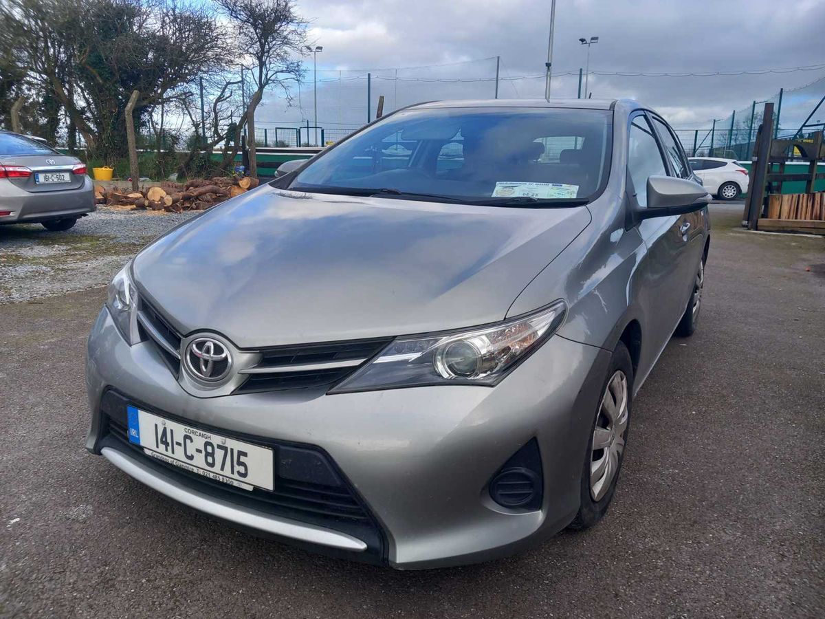 Used Toyota Auris 2014 in Cork