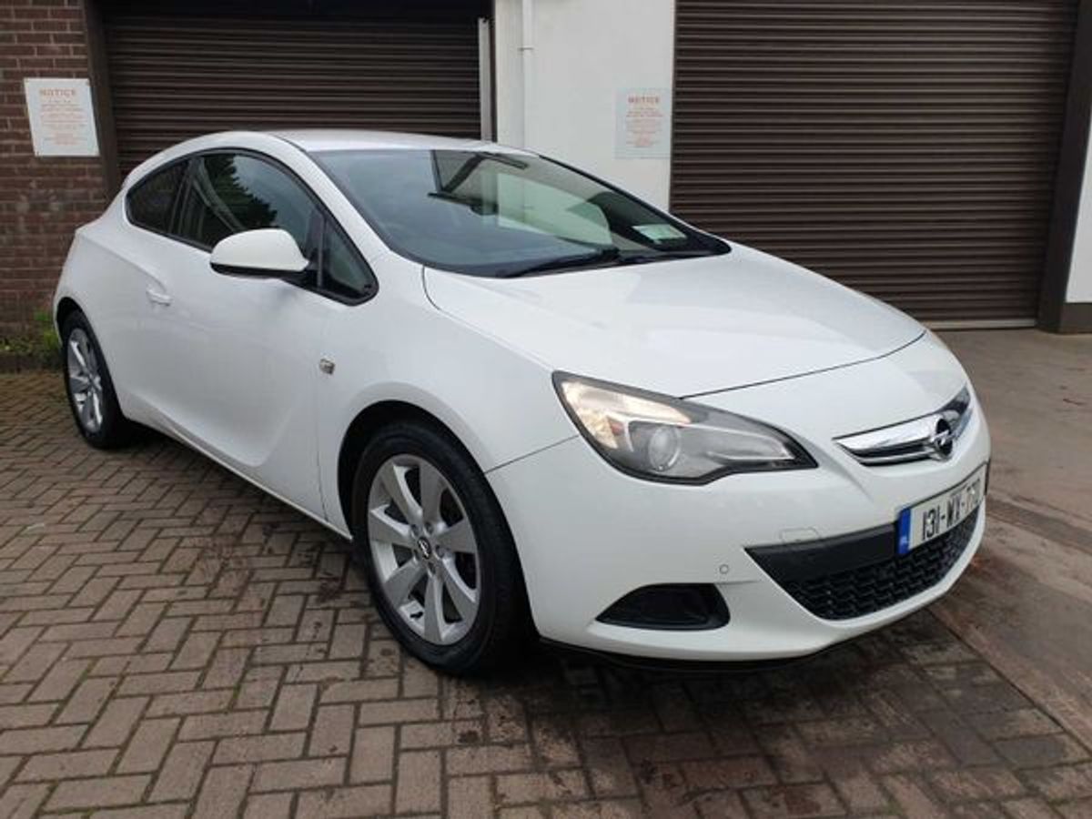 Used Opel Astra 2013 in Monaghan