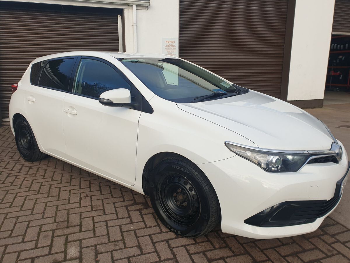 Used Toyota Auris 2019 in Monaghan