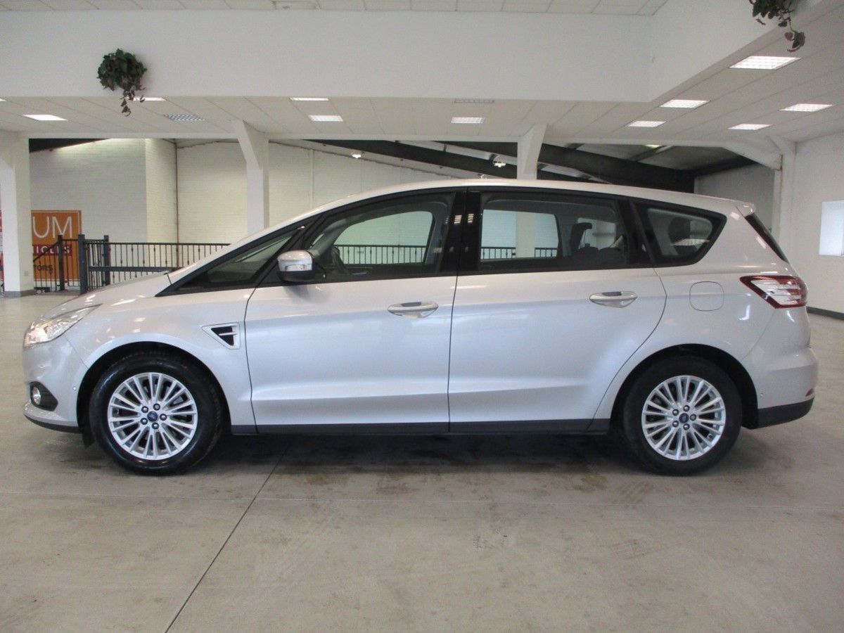 Used Ford S-Max 2017 in Cork