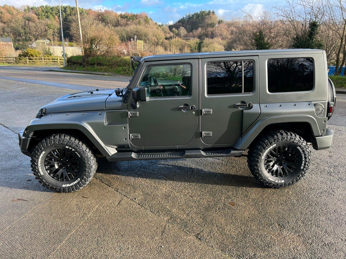 Used Land Rover Defender 2010 in Wicklow