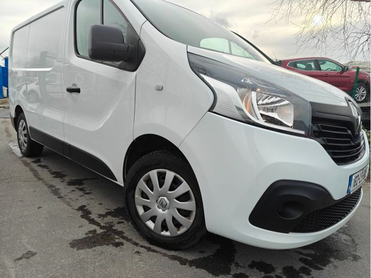 Used Renault Trafic 2018 in Laois