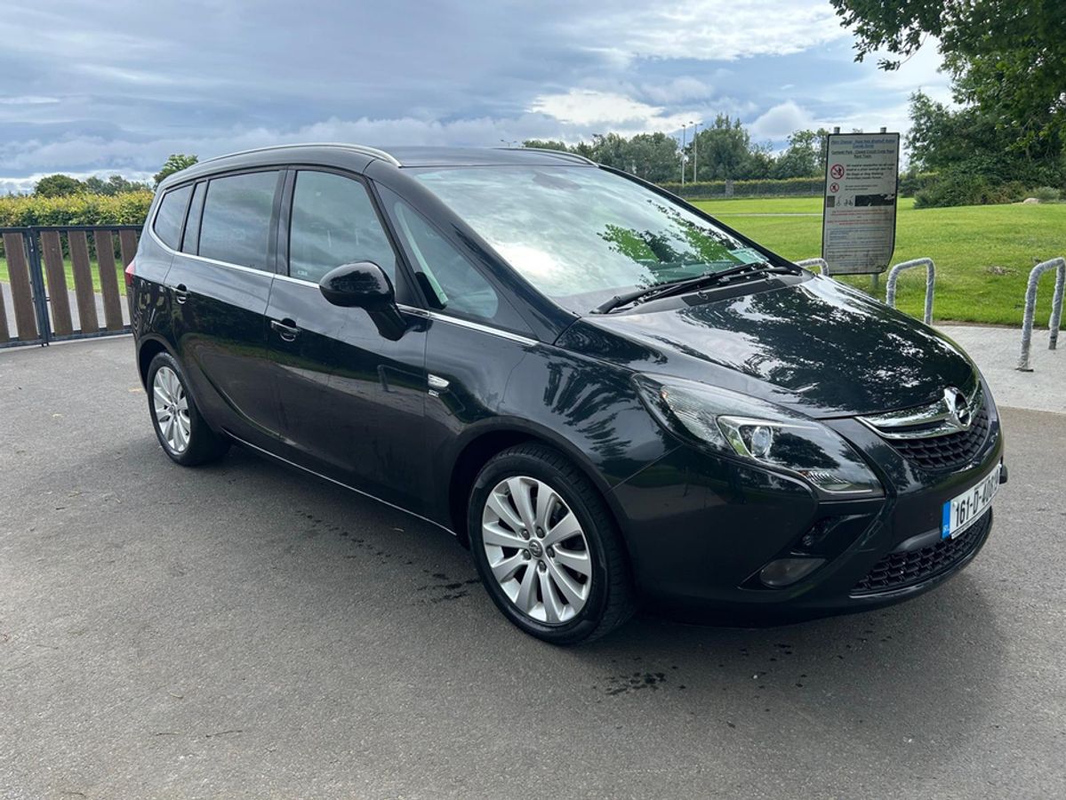 Used Opel Zafira 2016 in Dublin