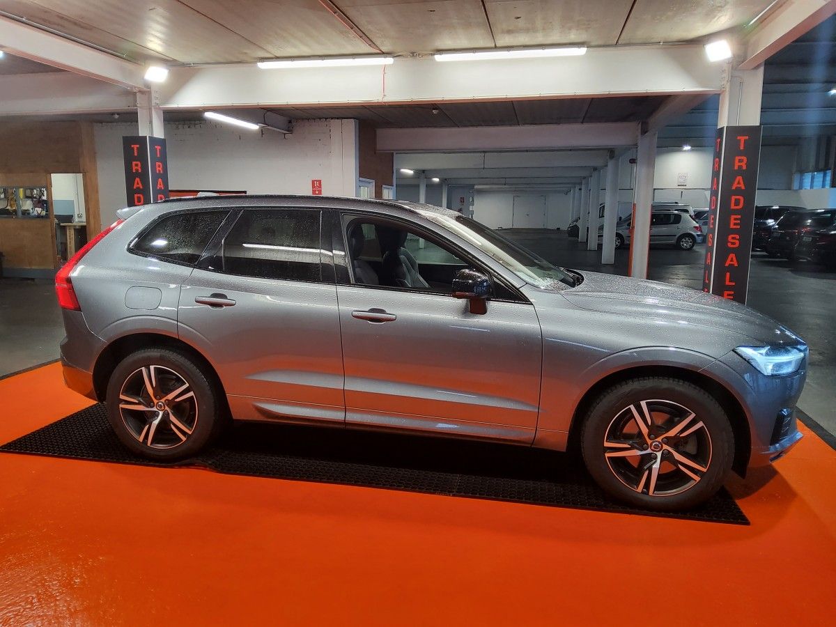 Volvo XC60 D4 (190hp) R-Design Auto