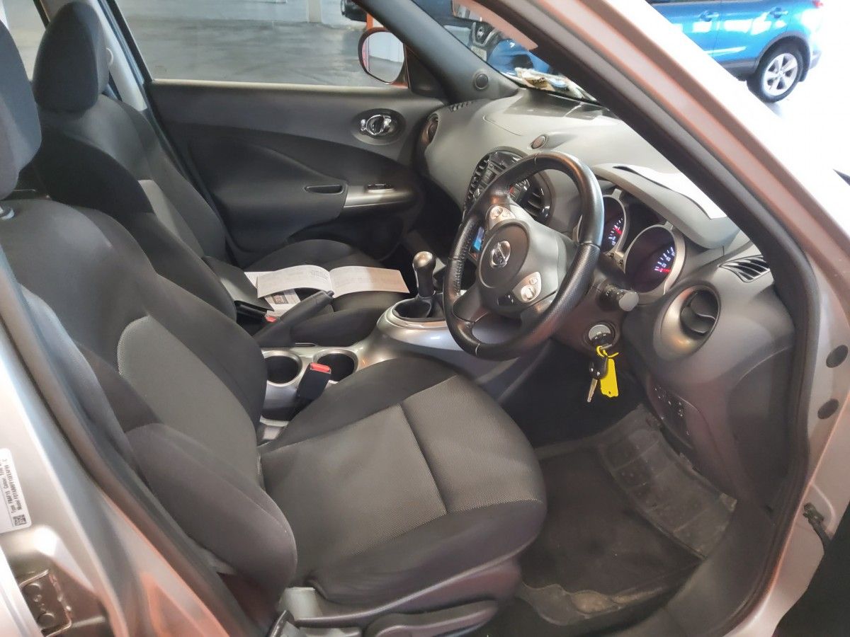 Nissan Juke 1.6 litre petrol SV