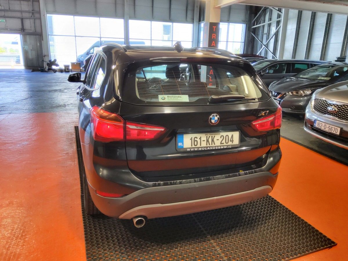 BMW X1 sDrive18d SE