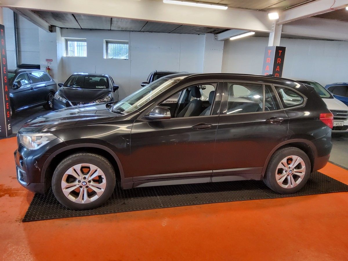 BMW X1 sDrive18d SE