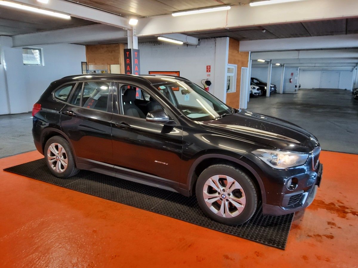 BMW X1 sDrive18d SE