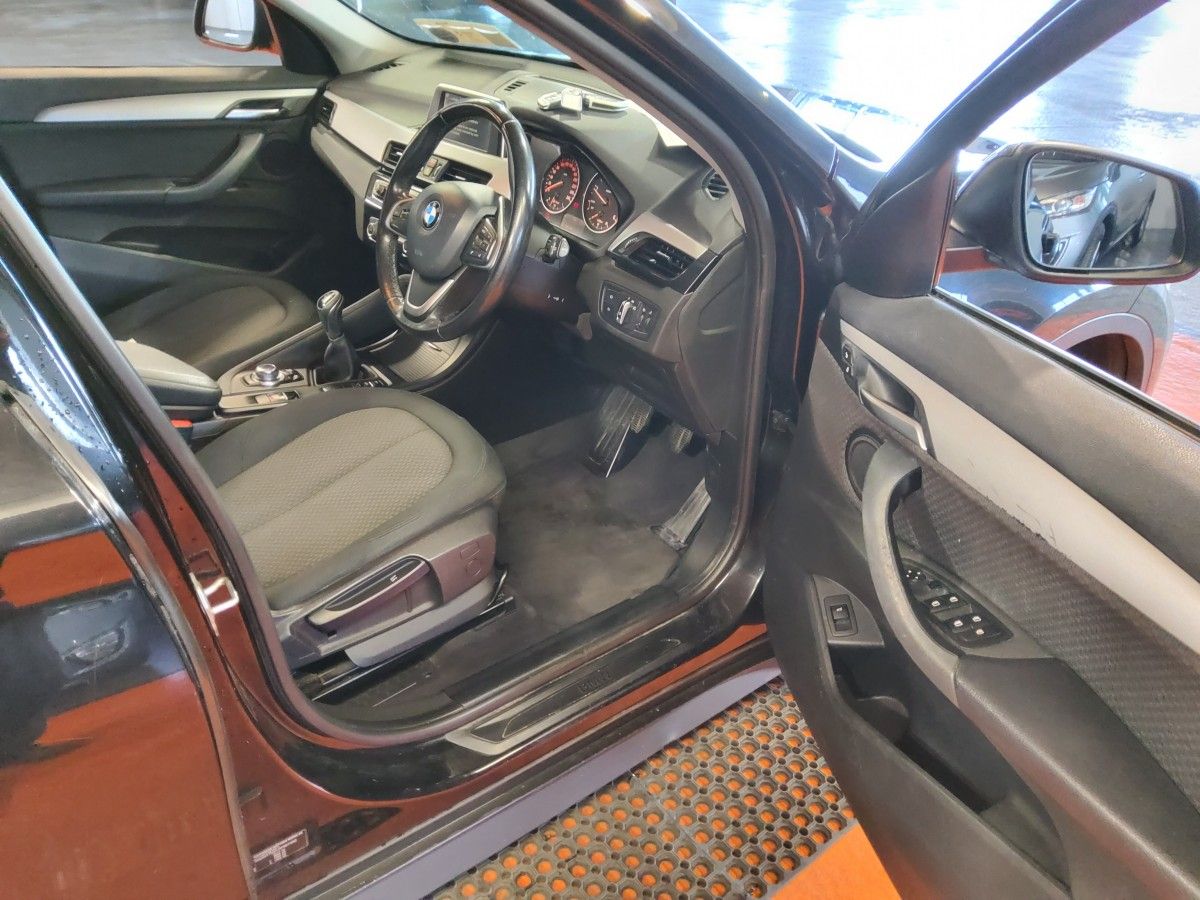 BMW X1 sDrive18d SE