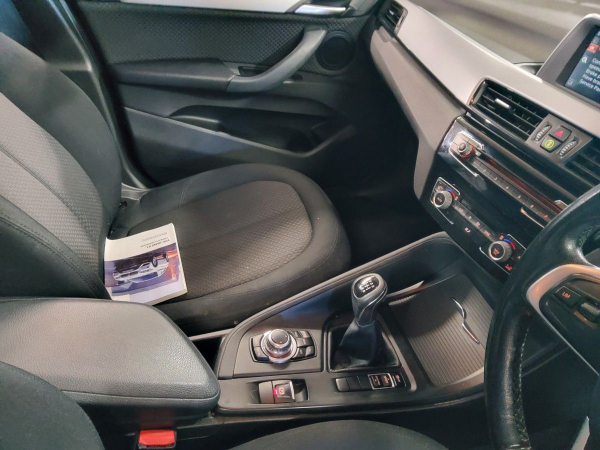 BMW X1 sDrive18d SE
