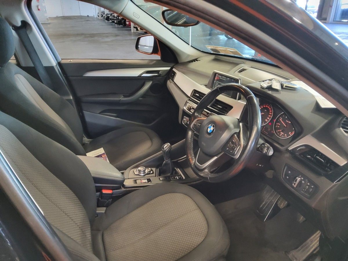 BMW X1 sDrive18d SE
