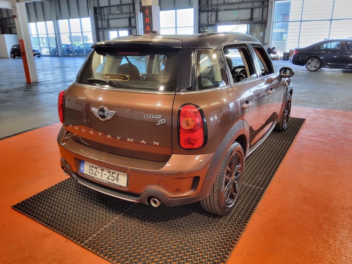 MINI Cooper Cooper SD Auto