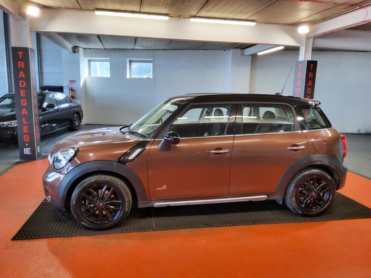 MINI Cooper Cooper SD Auto