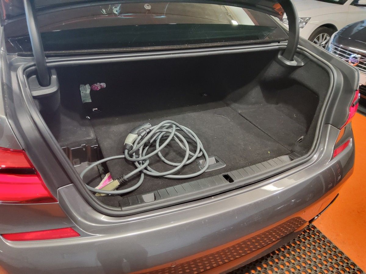BMW 7 Series 740 E G11 M SPORT 4DR AUTO