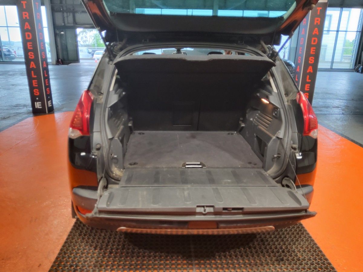 Peugeot 3008 1.6 Hdi 115 bhp Active