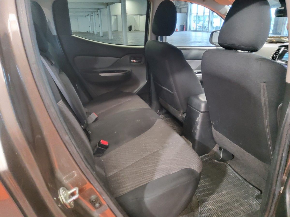 Mitsubishi L 200 SU DC INTENSE 6MT 4DR