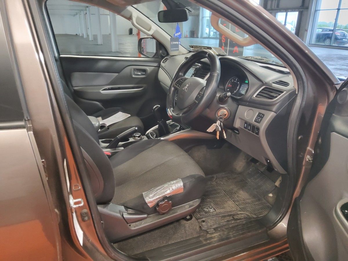 Mitsubishi L 200 SU DC INTENSE 6MT 4DR