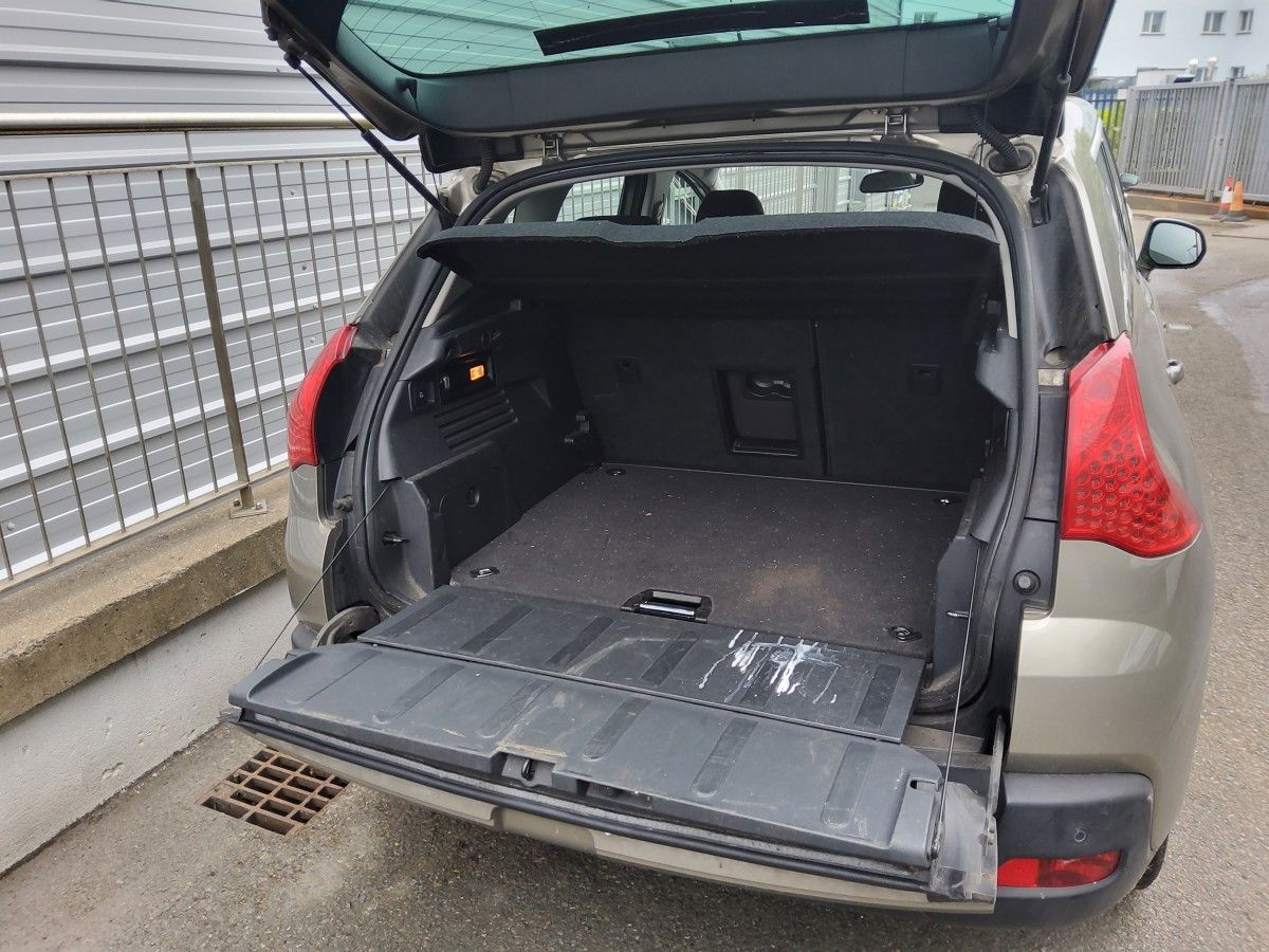 Peugeot 3008 1.6 HDI 115 bhp Active