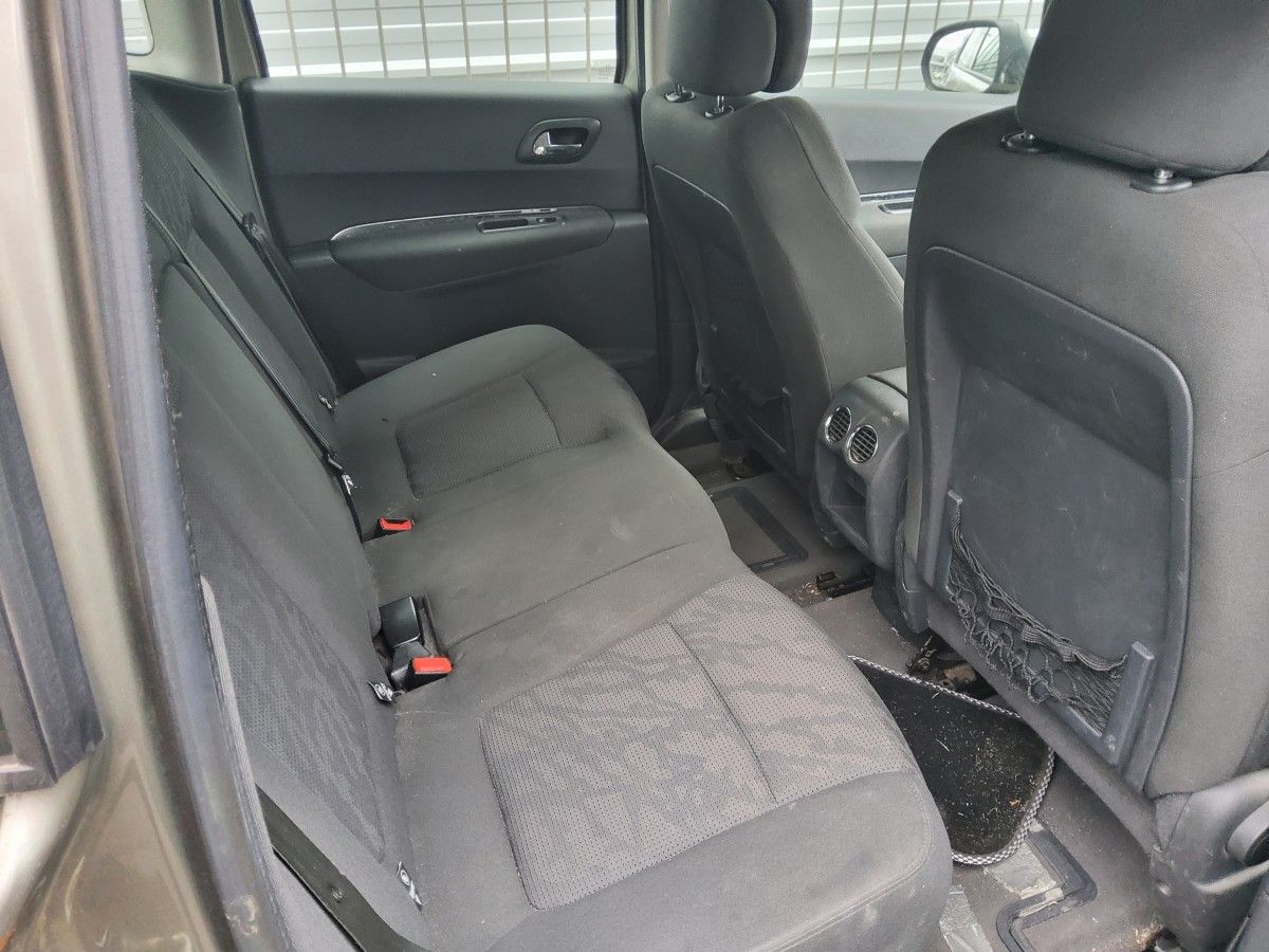 Peugeot 3008 1.6 HDI 115 bhp Active