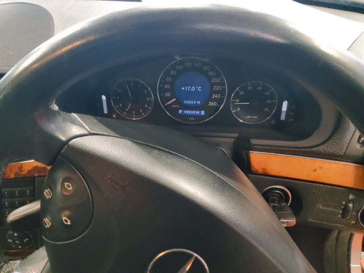 Mercedes-Benz E-Class 200 K Classic A/T