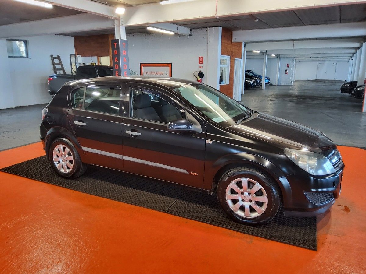 Opel Astra 1.4 16V LIFE