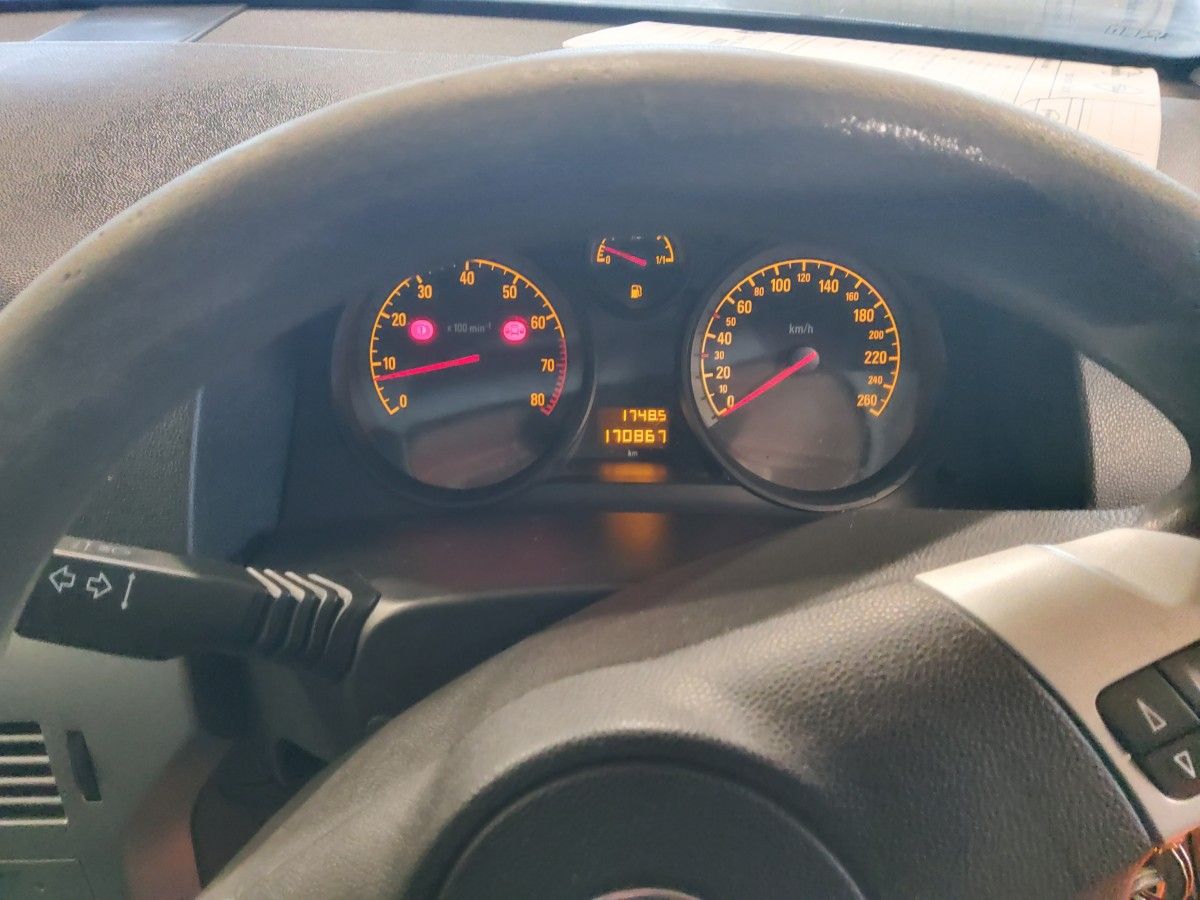 Opel Astra 1.4 16V LIFE
