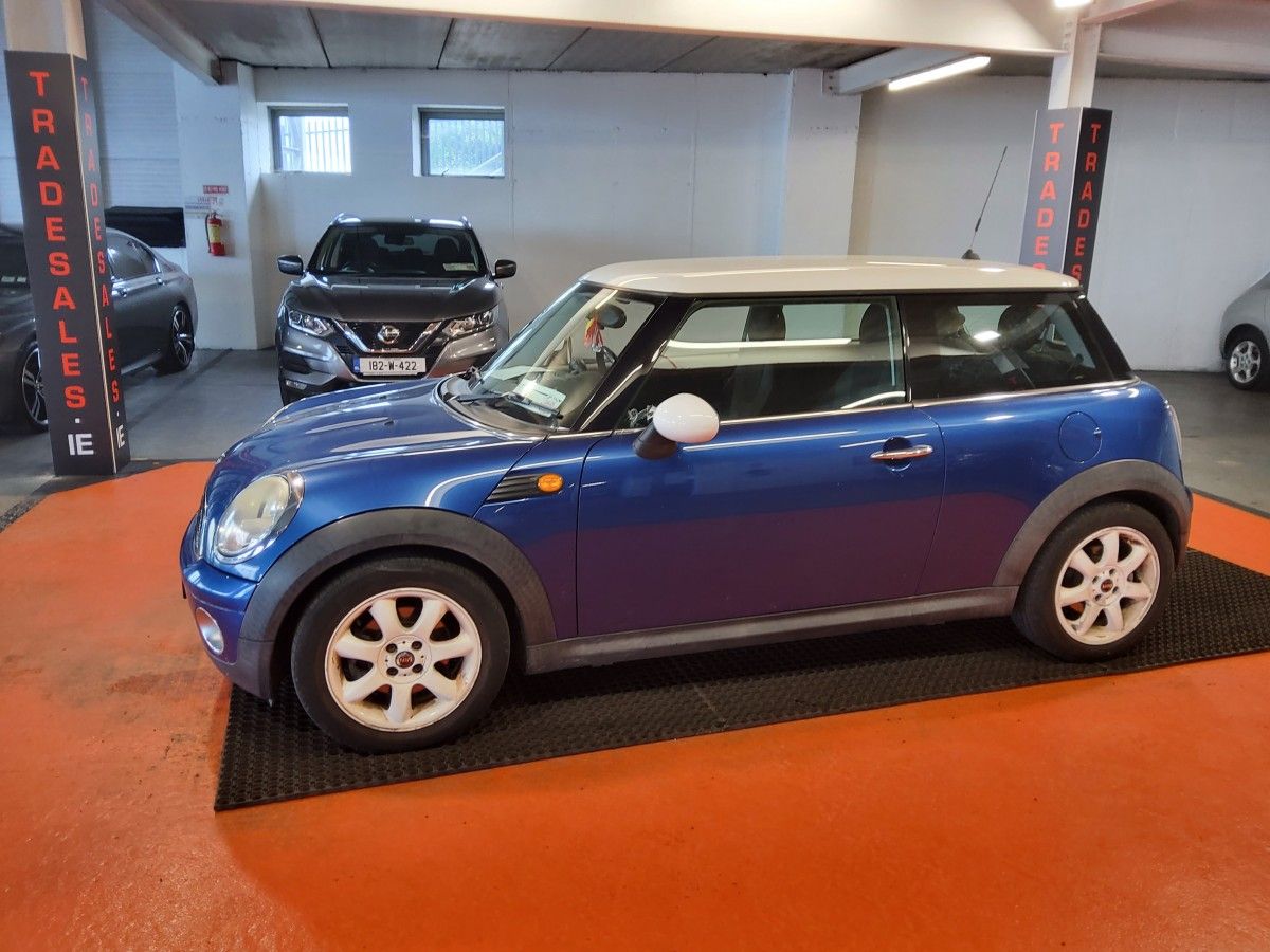 MINI Cooper 1.6 COOPER