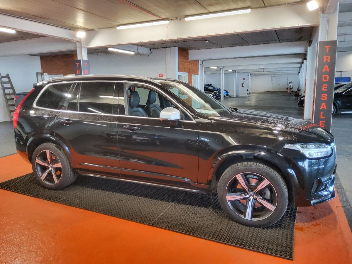 Volvo XC90 D5 (235hp) AWD R-Design Geartronic