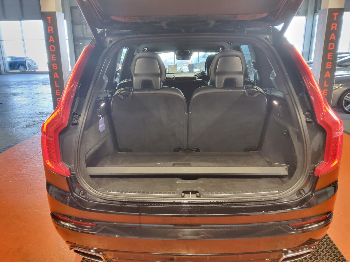 Volvo XC90 D5 (235hp) AWD R-Design Geartronic